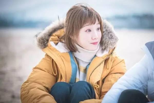 现在还有不看抖音、快手，不玩王者、吃鸡的男生吗？有是怎样的？