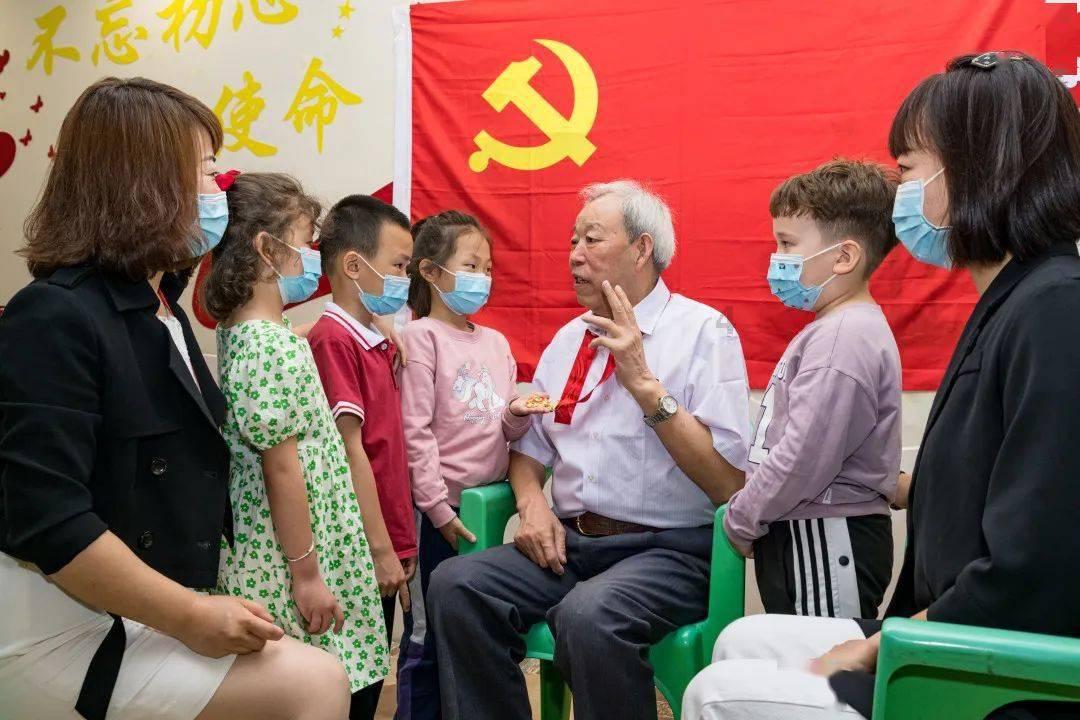 部分省人大代表在汾阳市调研